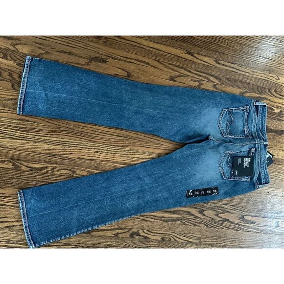 Silver Jeans Co. Women's Suki Mid Rise Curvy Fit 30/31 jeans Bootcut Jeans. - Picture 4 of 4